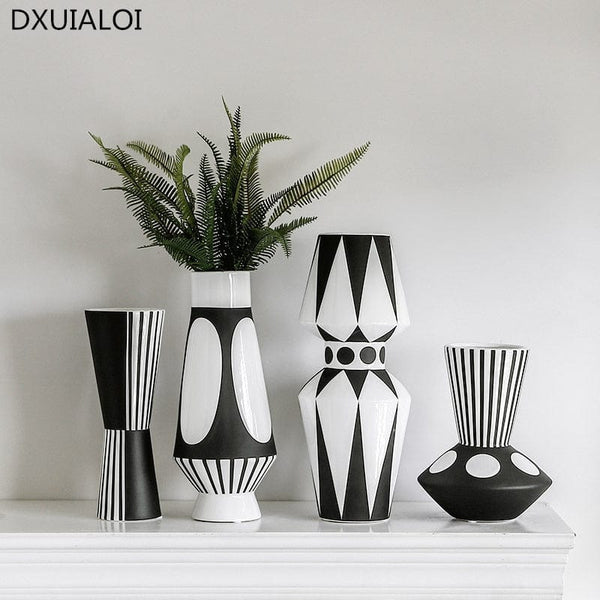 Aayat Mart 0 Nordic creative black and white ceramic vase abstract style flower arrangement flower retro classic home craft ornament